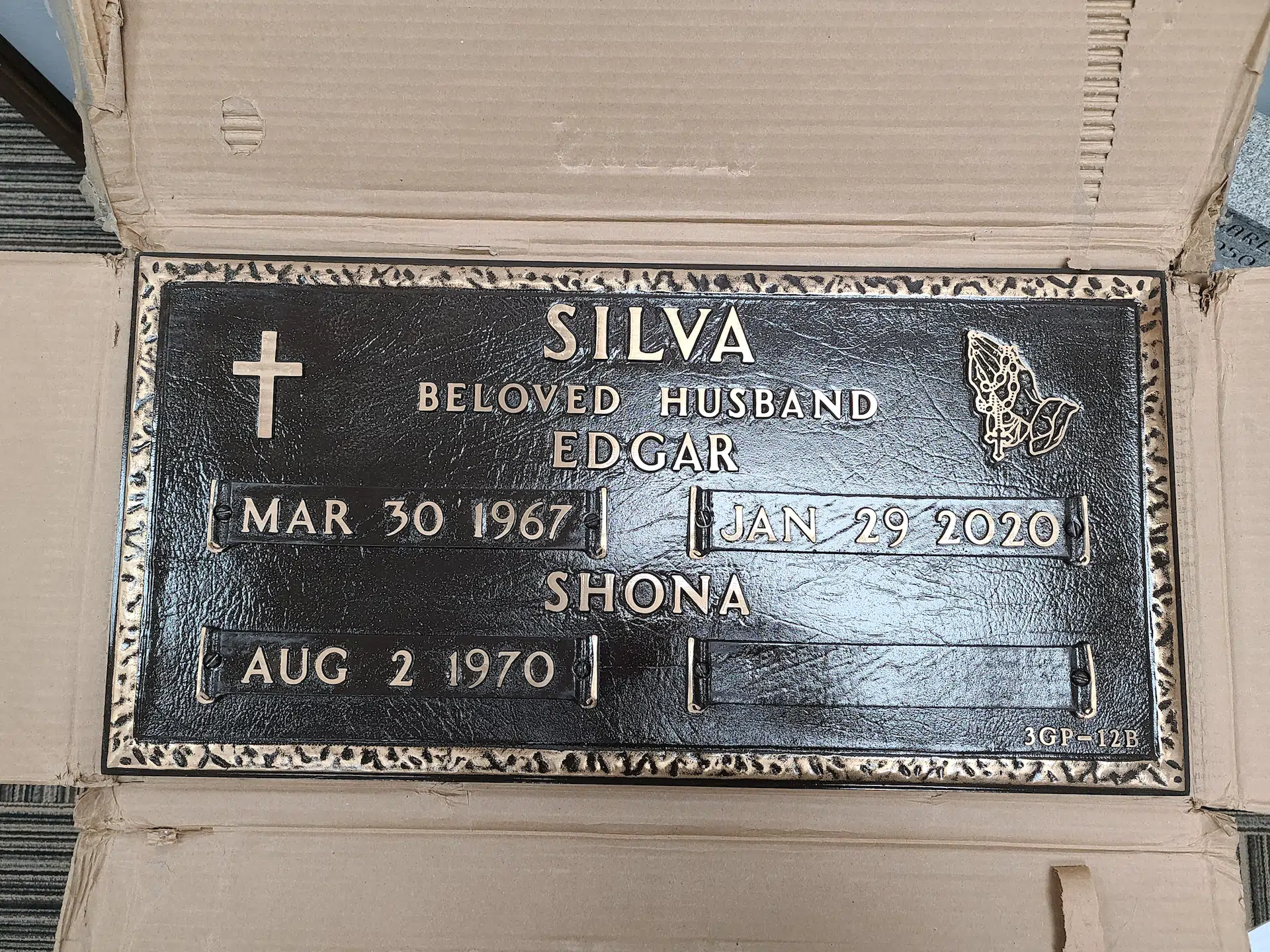 Bronze Bronze Plaque hand-carved by Headstone Plaque Guide in NJ — image 9
